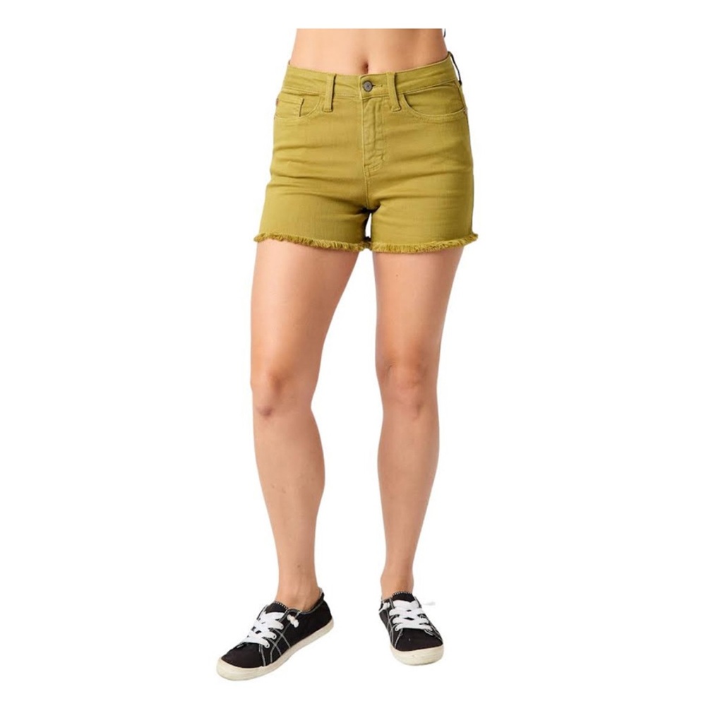 NWT Judy Blue Mid Rise Shorts - Matcha, Size Medium
